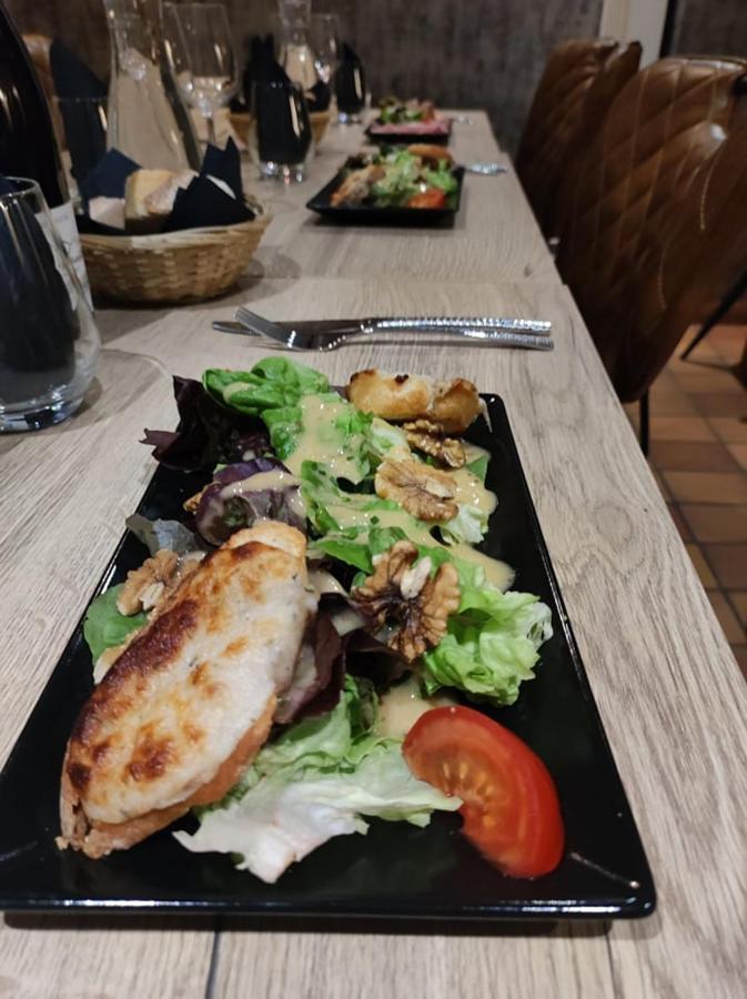 宫殿咖啡馆酒店 托农莱班 外观 照片